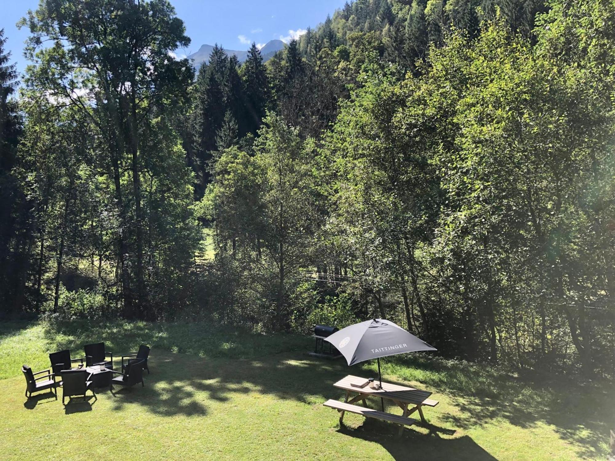 Chalet Riviere Du Bon Nant Location De 6 A 14 Personnes En Haute Savoie Saint-Gervais-les-Bains Exterior photo